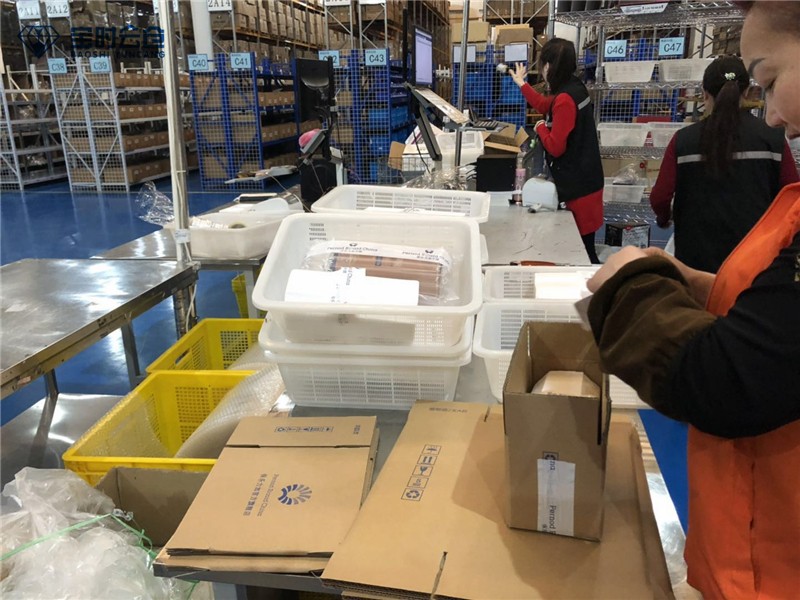 1615521572407096.jpg 紅酒包裝區3.jpg